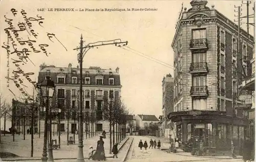 Le Perreux - La Place de la Republique -16616