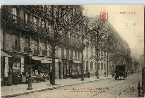 Paris - Rue des Pyrenees -17868