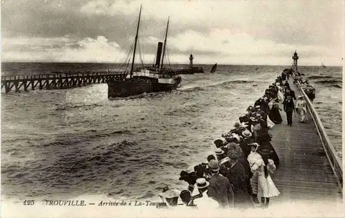 Trouville - Arrivee La Touques -19242