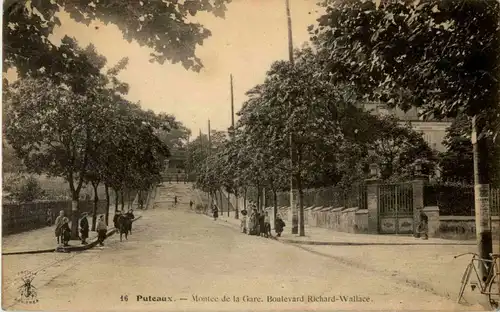 Puteaux - Montee de la Gare -15910