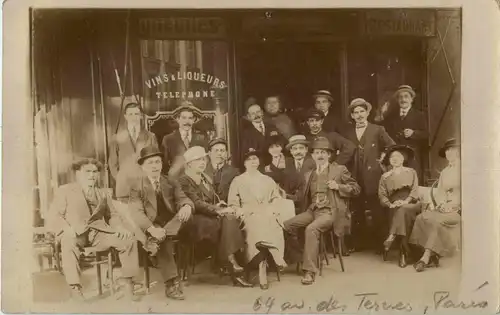 Paris - Avenue des Ternes -17760