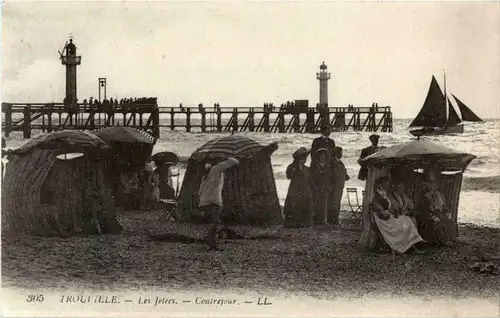 Trouville - Les Jetees -19238
