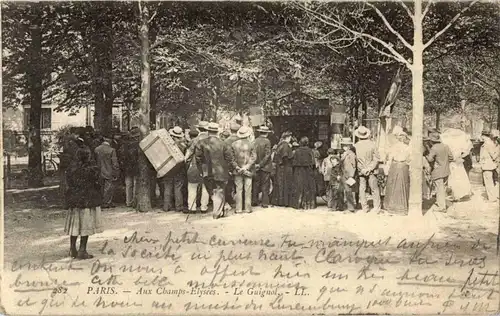 Paris - Champs Elysees - Le Guignol -18064