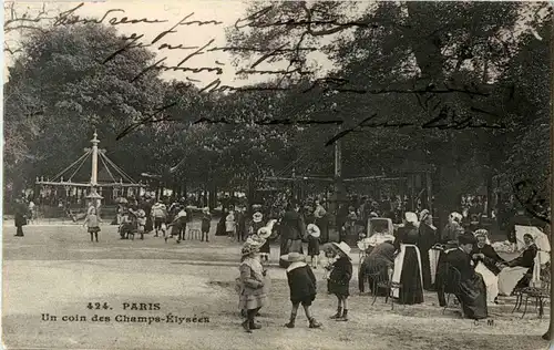 Paris - Un coin des Champs Elysees -18062