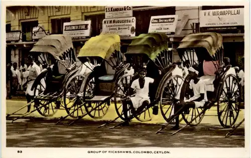 Ceylon - Group of Rickshaws - Colombo -19664