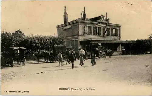 Houdan - La gare -17030