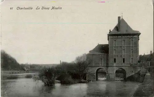 Charleville - Le Vieux Moulin -19120
