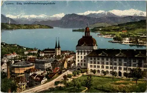 Luzern - Universitätsgebäude -193662