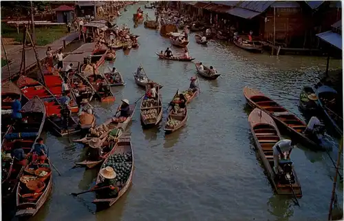Dhonburi - Wad sai floating Market -19636