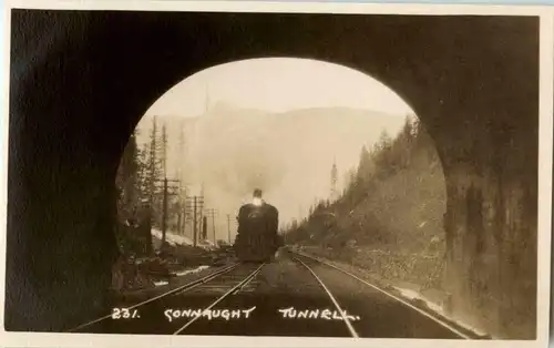 Connaught Tunell - Train -20752