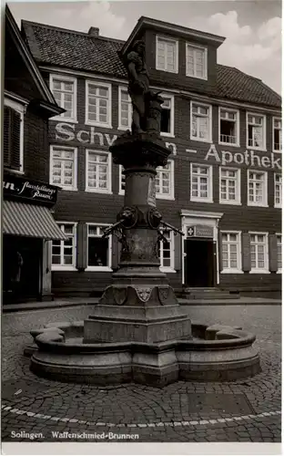 Solingen - Waffenschmied Brunnen -23010