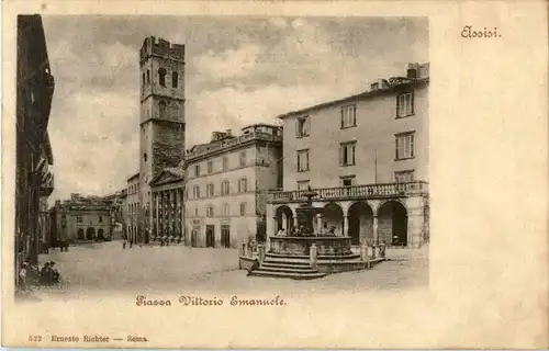 Assisi - Piazza Vittorio Emanuele -20530