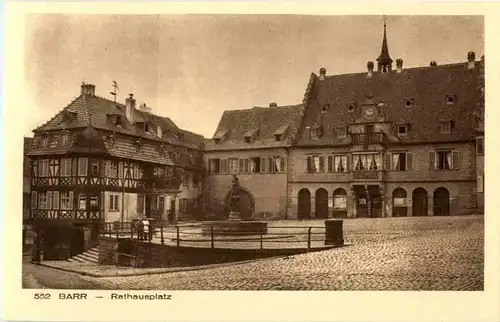 Barr - Rathausplatz -23448