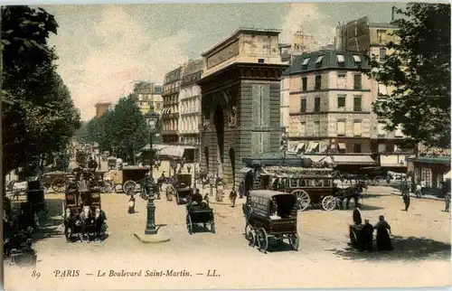 Paris - Le Boulevard Saint Martin -24508