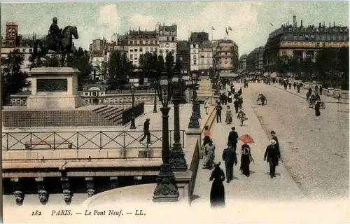 Paris - Le Pont Neuf -24528