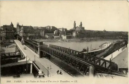 Paris - La Viaduc de Passy -24364