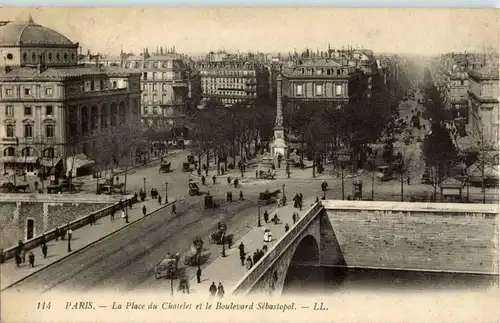 Paris - La Place du Chatelet -24540