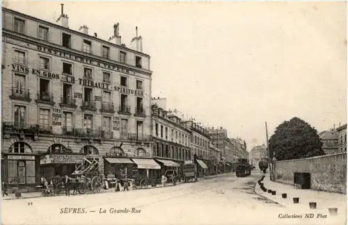 Sevres - La grande rue -26022