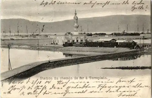 Station du chemin de fer a Terreplain -25624