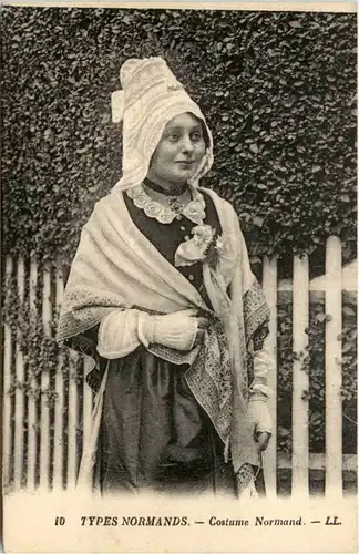 Costume Normand -218216