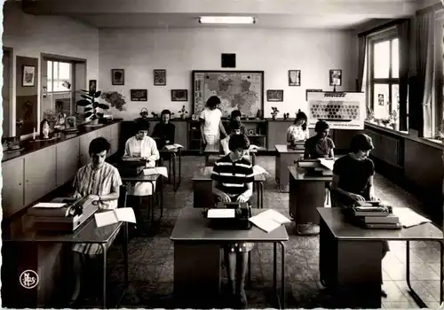 Bruxelles 18 - Institut Royal -191084