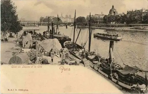 Paris - Quai du Louvre -27190