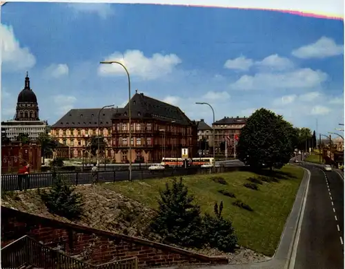 Mainz - Schloss -220096