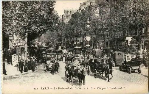 Paris - Boulevard des Italiens -27202
