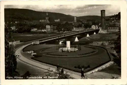 Hann. Münden - Pionierbrücke mit Denkmal -220044