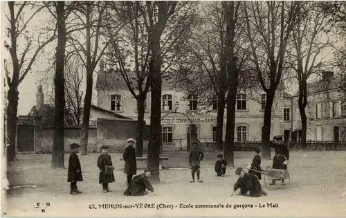 Mehun - sur Yevre - Ecole communale de garcons -27788