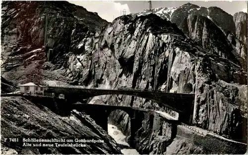 Schöllenenschlucht -N8336