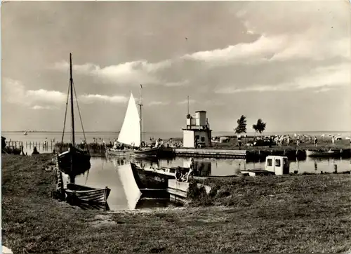 Bodstedt - Am Hafen -300248