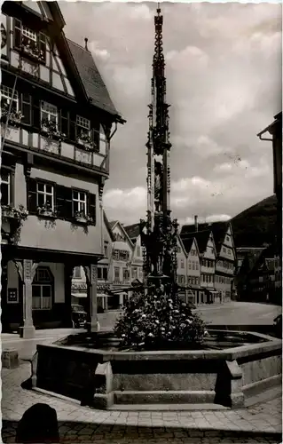 Urach - Marktbrunnen -36268