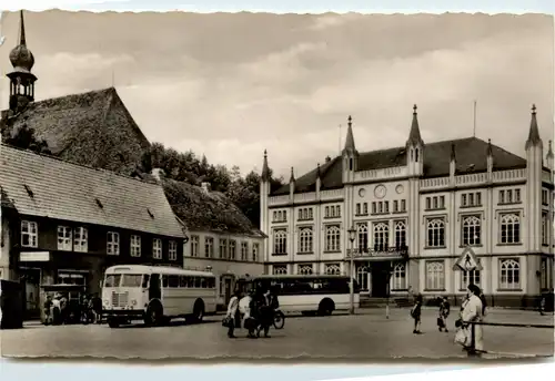 Bützow - Platz der Freiheit mit Rathaus -300258