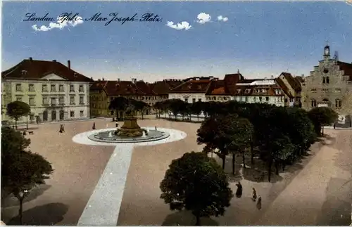 Landau - Max Joseph Platz -32522