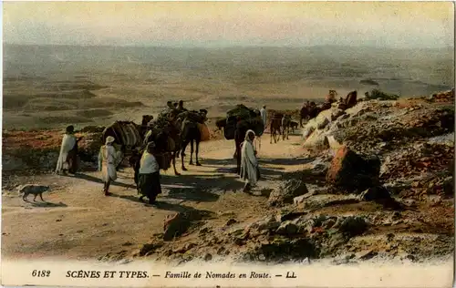Scenes et Types - Familie de Nomades en Route -35746