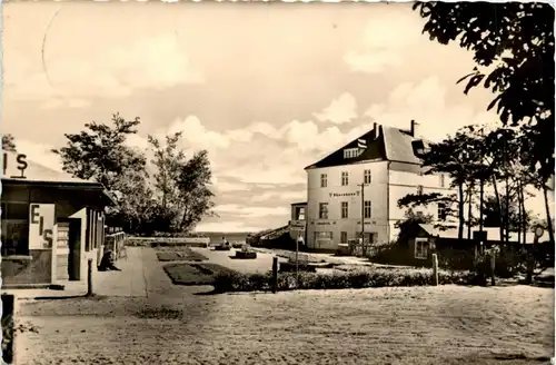 Rügen - Ostseebad Breege - Strandpromenade -300758