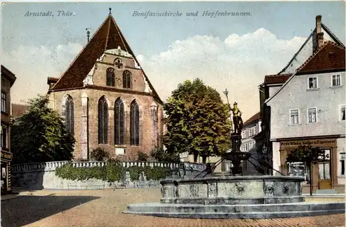 Arnstadt/Thür. - Bonifatiuskirche und Hopfenbrunnen -303016