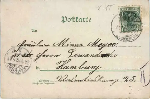 Kind mit Blumen -258192