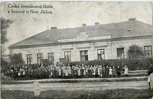 Nov. Jicina - Ceska mensinova skola v Senove -258656