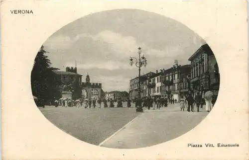 Verona - Piazza Vitt. Emanuele -254738