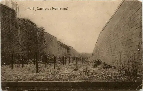 Fort Camp de Romains -256350