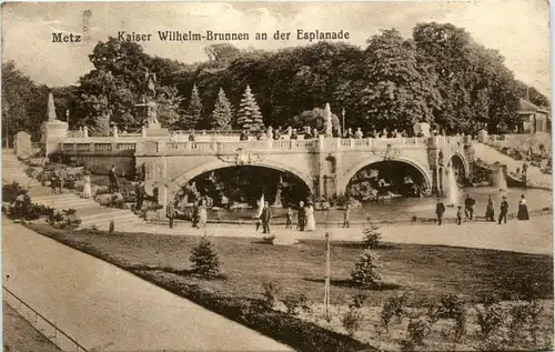 Metz - Kaiser Wilhelm Brunnen -250772