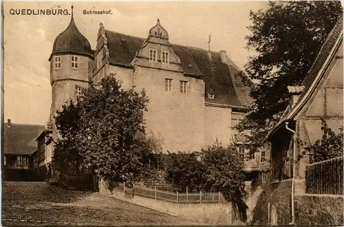Quedlinburg - Schlosshof -252688