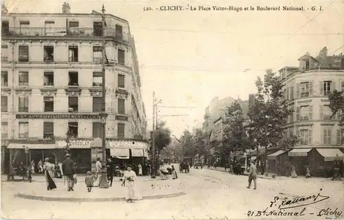 Clichy - La place Victor Hugo -16014