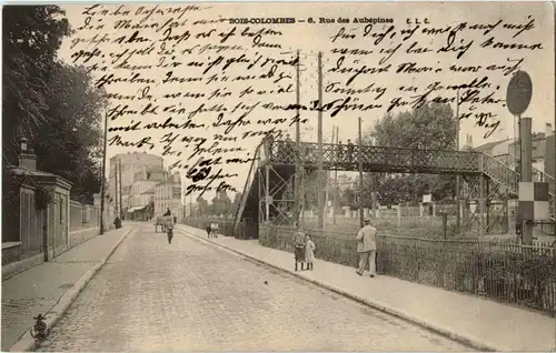 Bois Colombes - Rue des Aubepines -16120