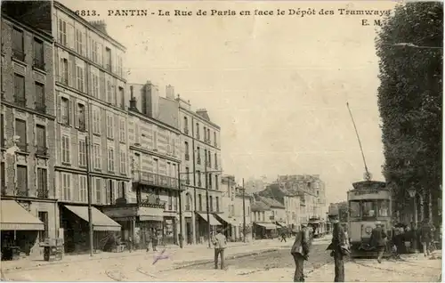 Pantin - La rue de Paris Tramway -16298
