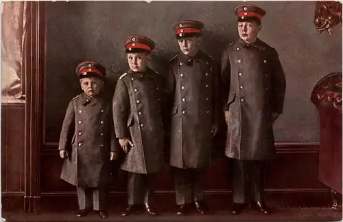 Die kronprinzlichen Kinder -245584