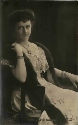 Herzogin Sophie Charlotte -245844