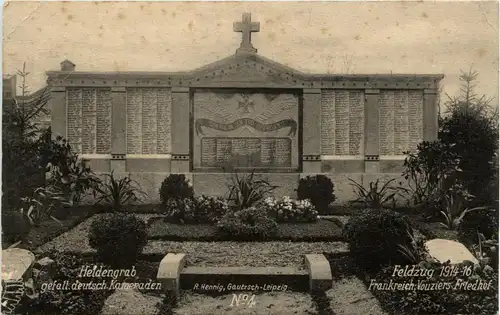 Vouziers - Heldengrab - Feldpost -246726